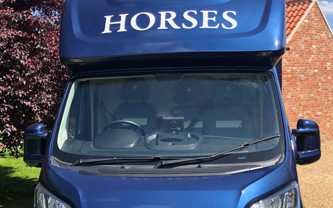 4.5T Stallion with living